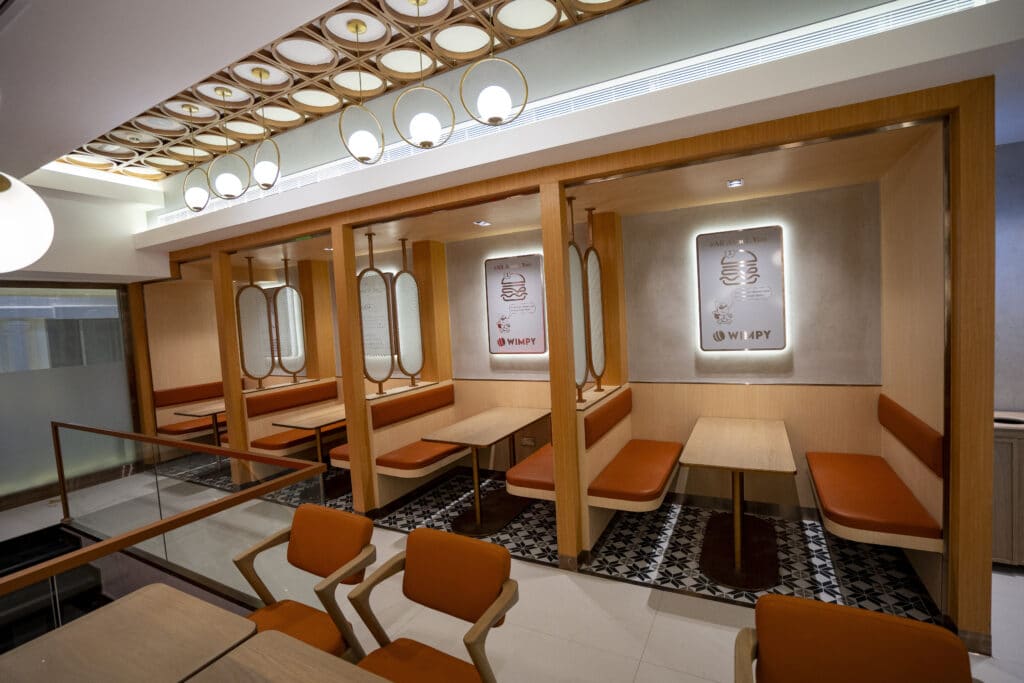 wimpy Kuwait Dining room interior contractors