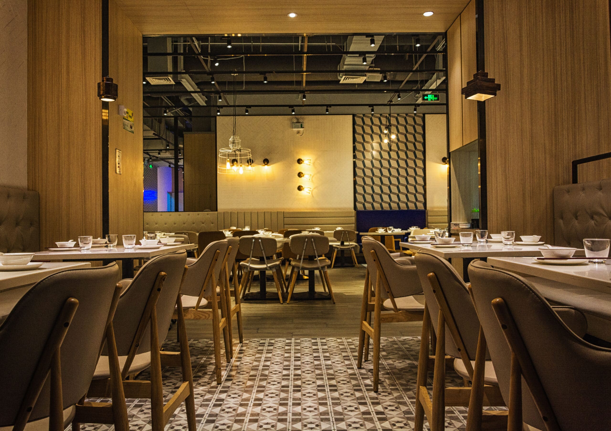 Modern restaurant interior design in Kuwait and Dubai